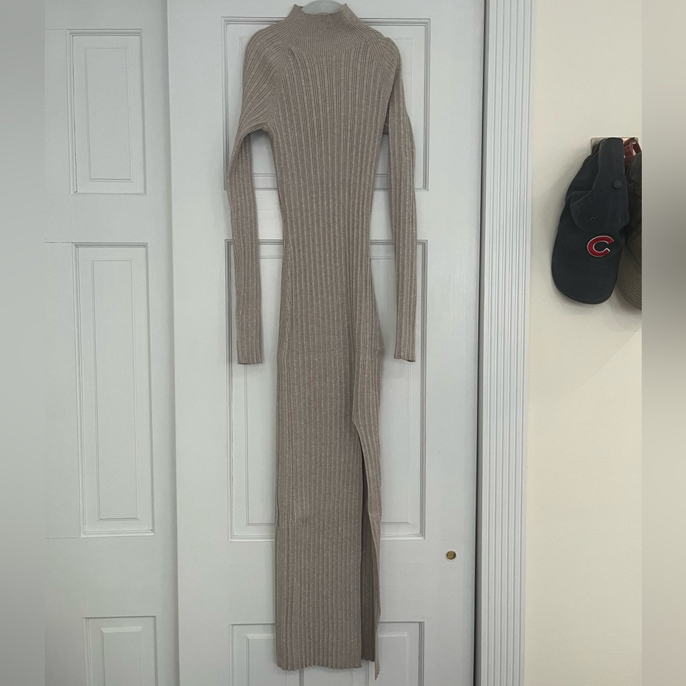 Wilfred alchemy dress in Oatmeal